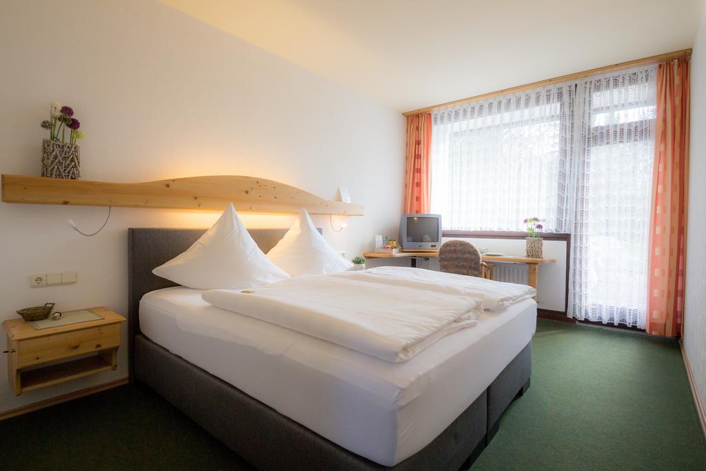 Hotel Am Lingelbach Knüllwald Oda fotoğraf