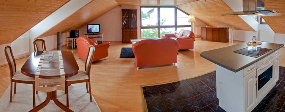 Hotel Am Lingelbach Knüllwald Dış mekan fotoğraf